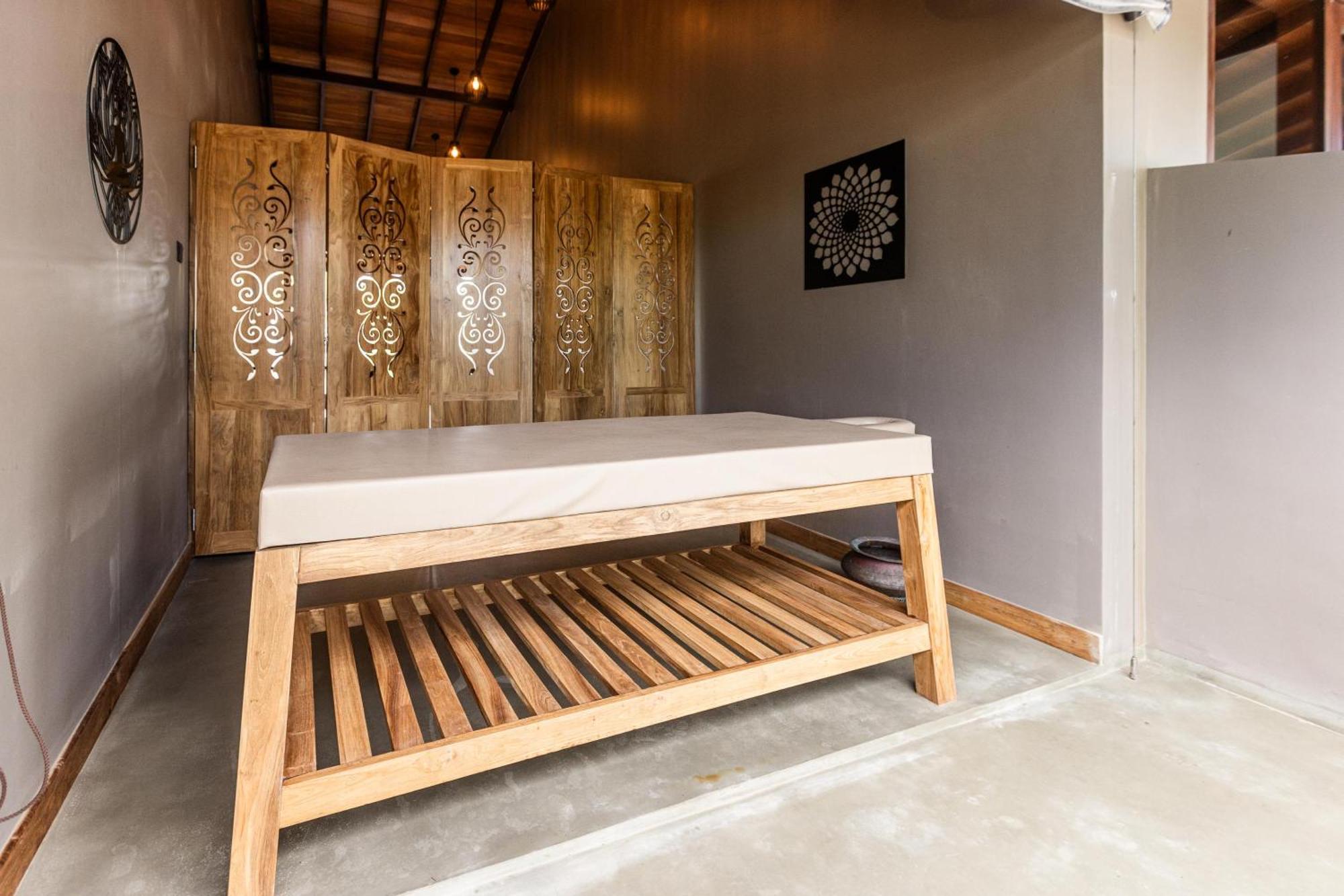 Bk Beach Boutique Hotel - Hikkaduwa Luaran gambar
