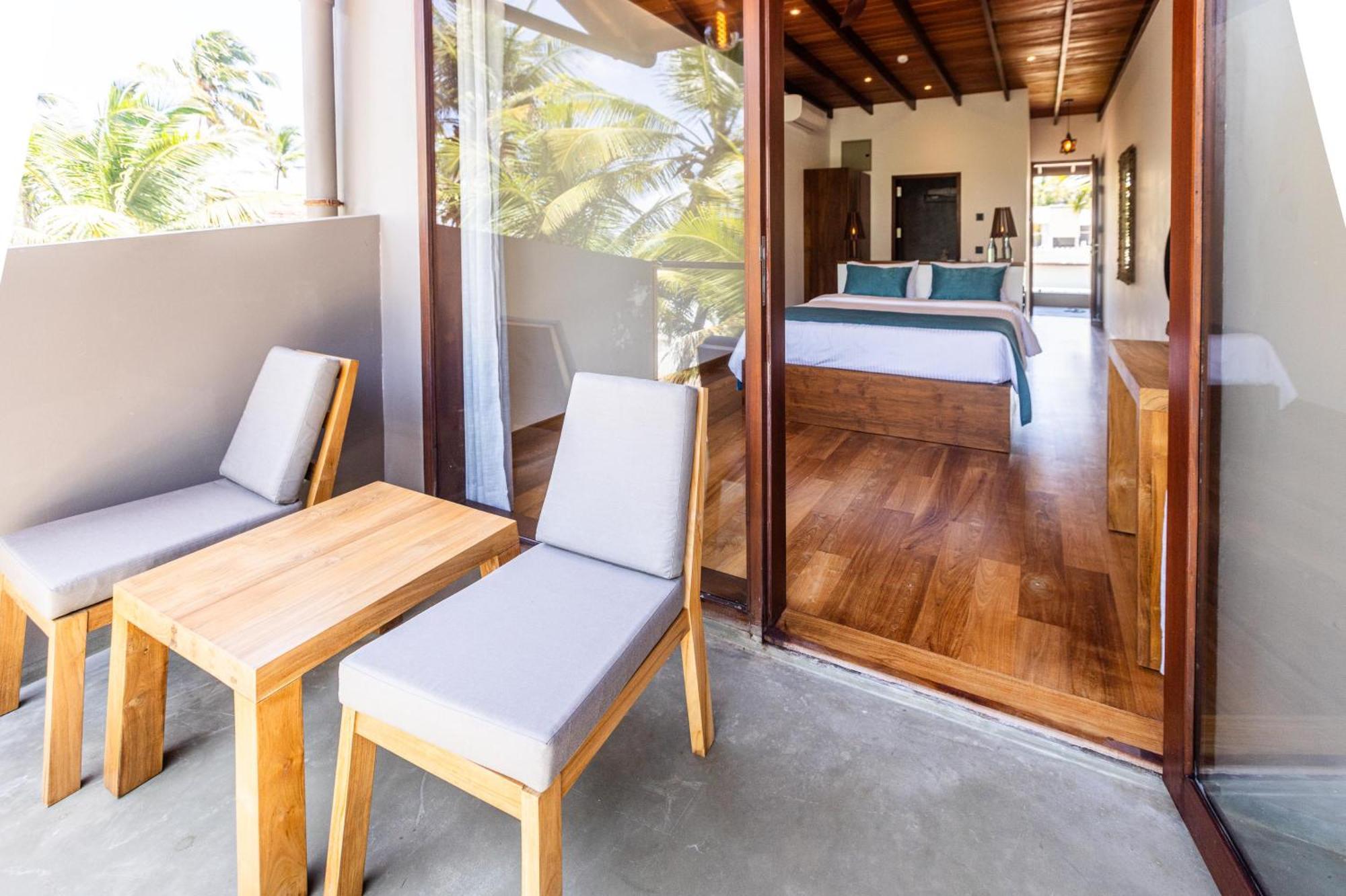 Bk Beach Boutique Hotel - Hikkaduwa Luaran gambar